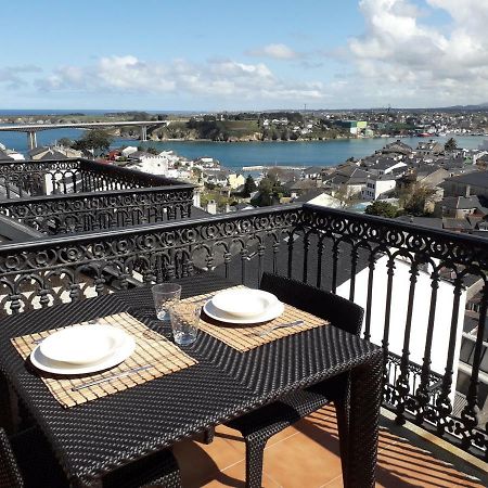 Atico Centrico Con Piscina Comunitaria Apartment Ribadeo Luaran gambar