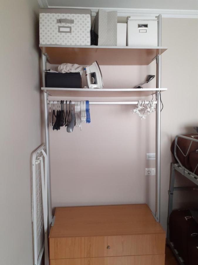 Atico Centrico Con Piscina Comunitaria Apartment Ribadeo Luaran gambar