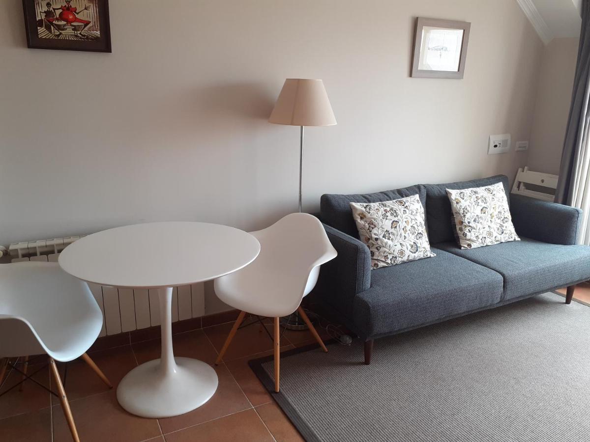 Atico Centrico Con Piscina Comunitaria Apartment Ribadeo Luaran gambar
