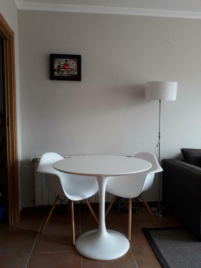 Atico Centrico Con Piscina Comunitaria Apartment Ribadeo Luaran gambar